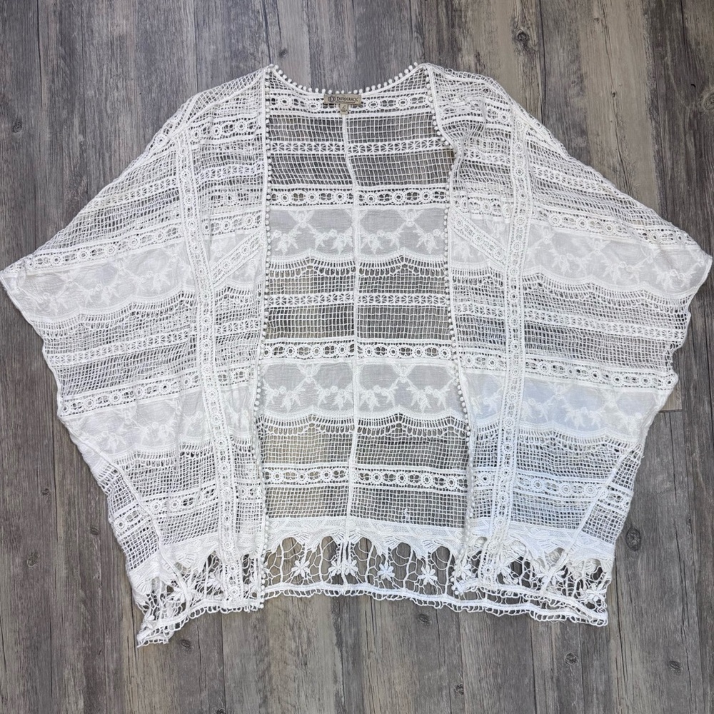 Democracy Ivory Crochet Lace Kimono Size Large - Picture 7 of 13